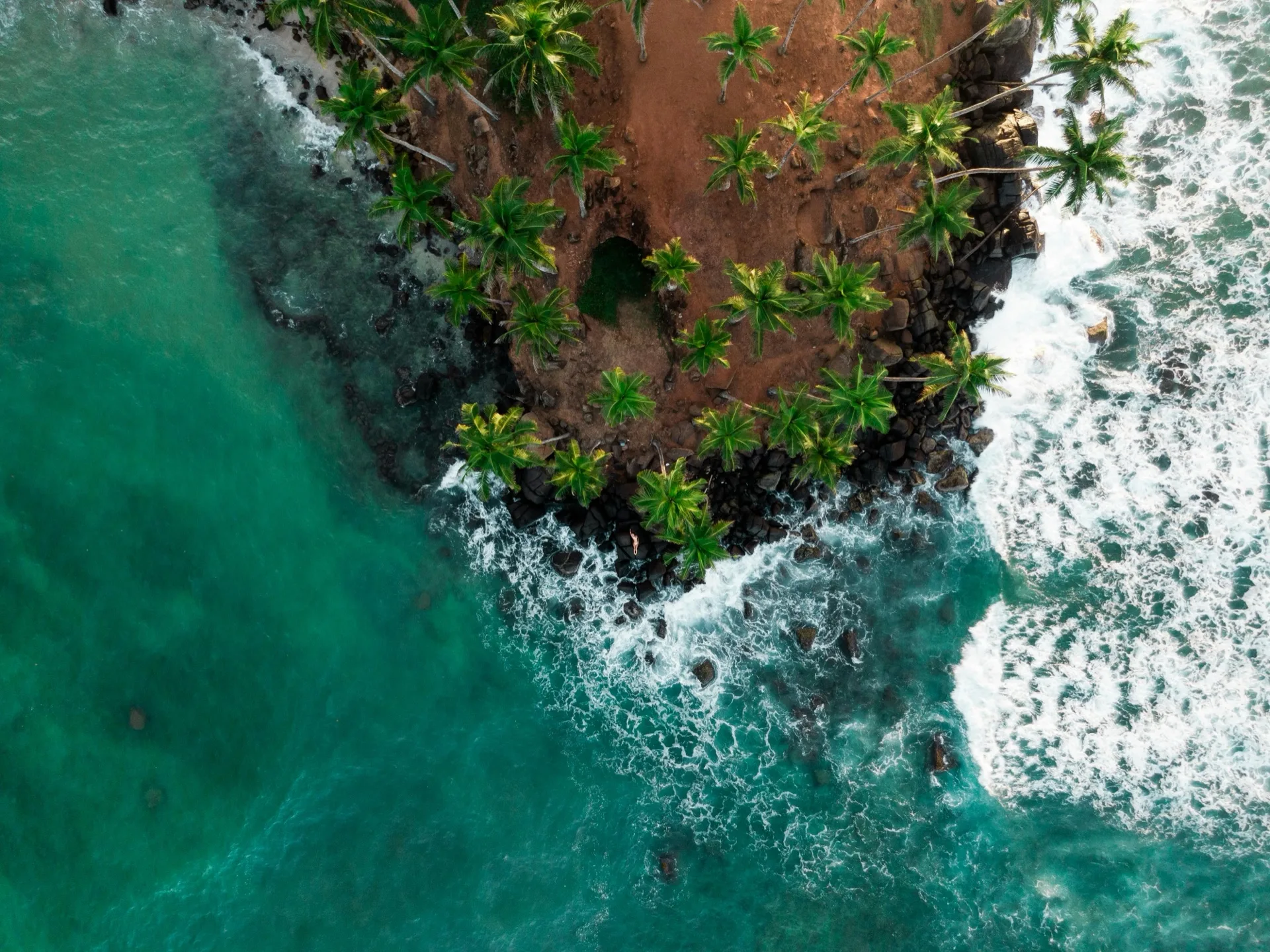 The coast, before Galle.
